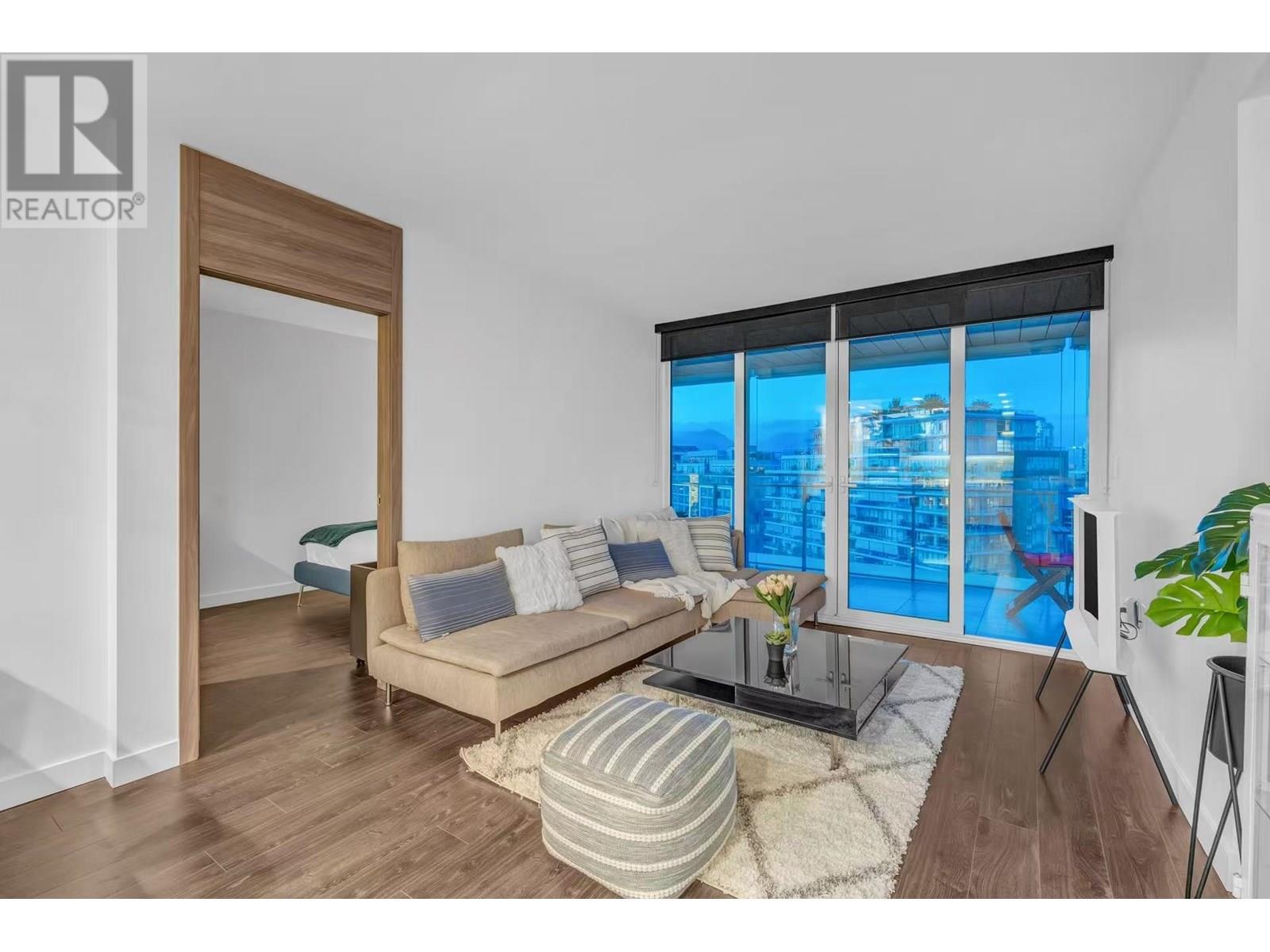 1207 1768 Cook Street, Vancouver, British Columbia  V5Y 0N3 - Photo 3 - R3020201