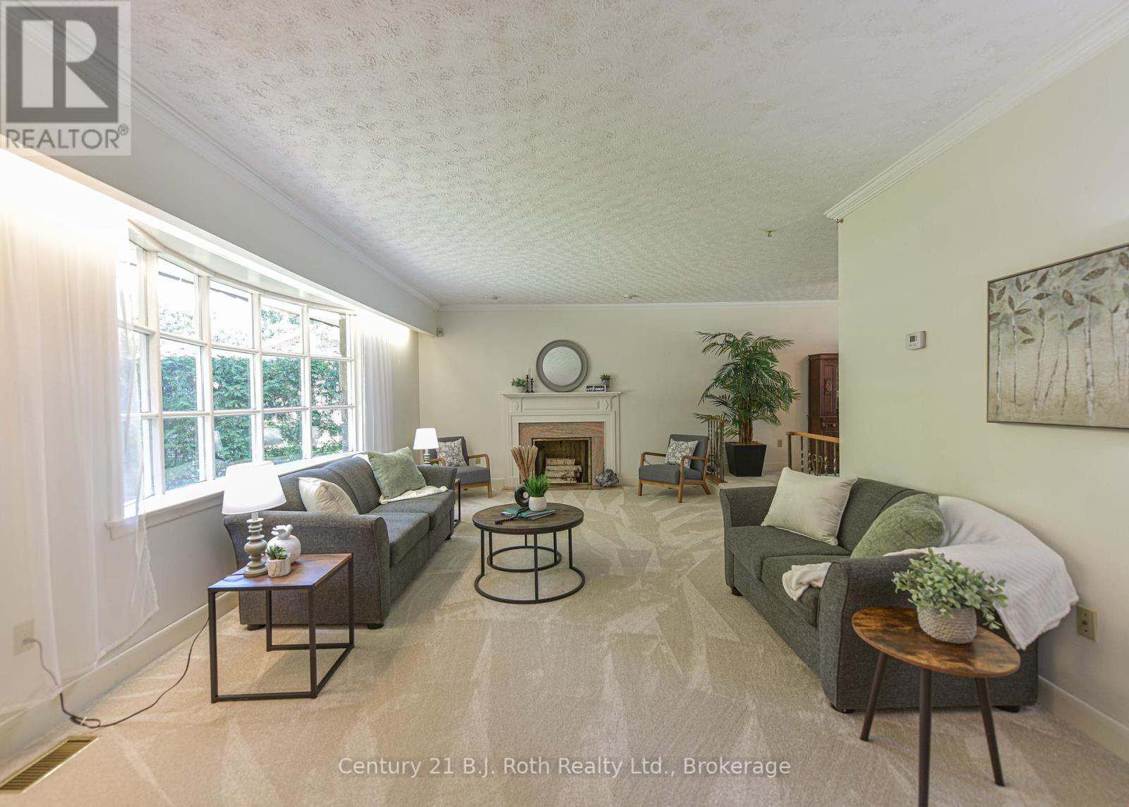 330 Bay Street, Orillia, Ontario  L3V 3X4 - Photo 8 - S12251414