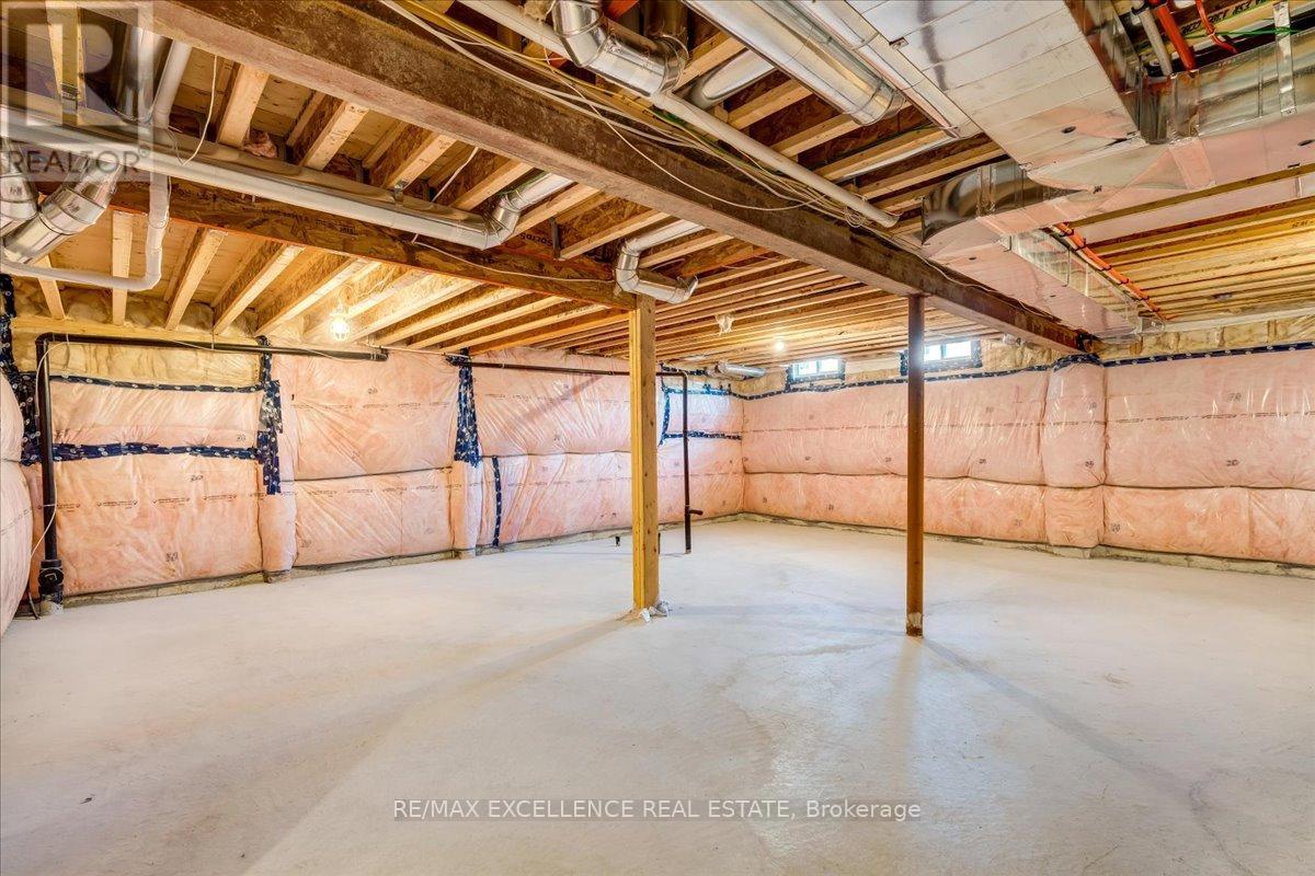 1315 Apollo Street, Oshawa, Ontario  L1K 3E6 - Photo 39 - E12251422