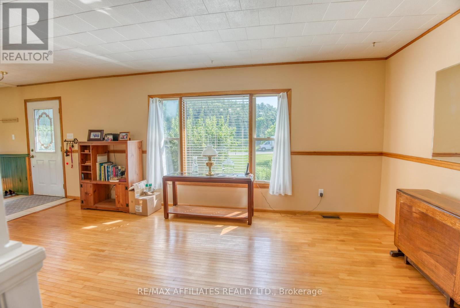 49 Mountain Road, Westport, Ontario  K0G 1X0 - Photo 21 - X12251169