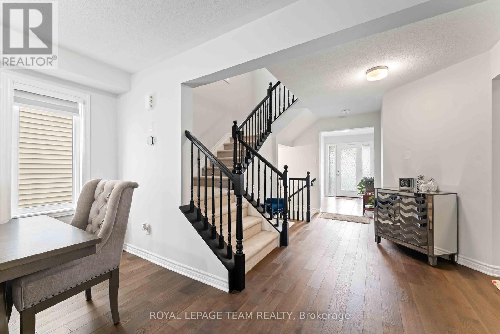 Property at 612 RYE GRASS WAY image 4