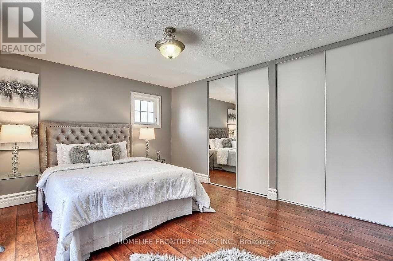 44 Rutledge Avenue, Newmarket, Ontario  L3Y 5T4 - Photo 12 - N12251447