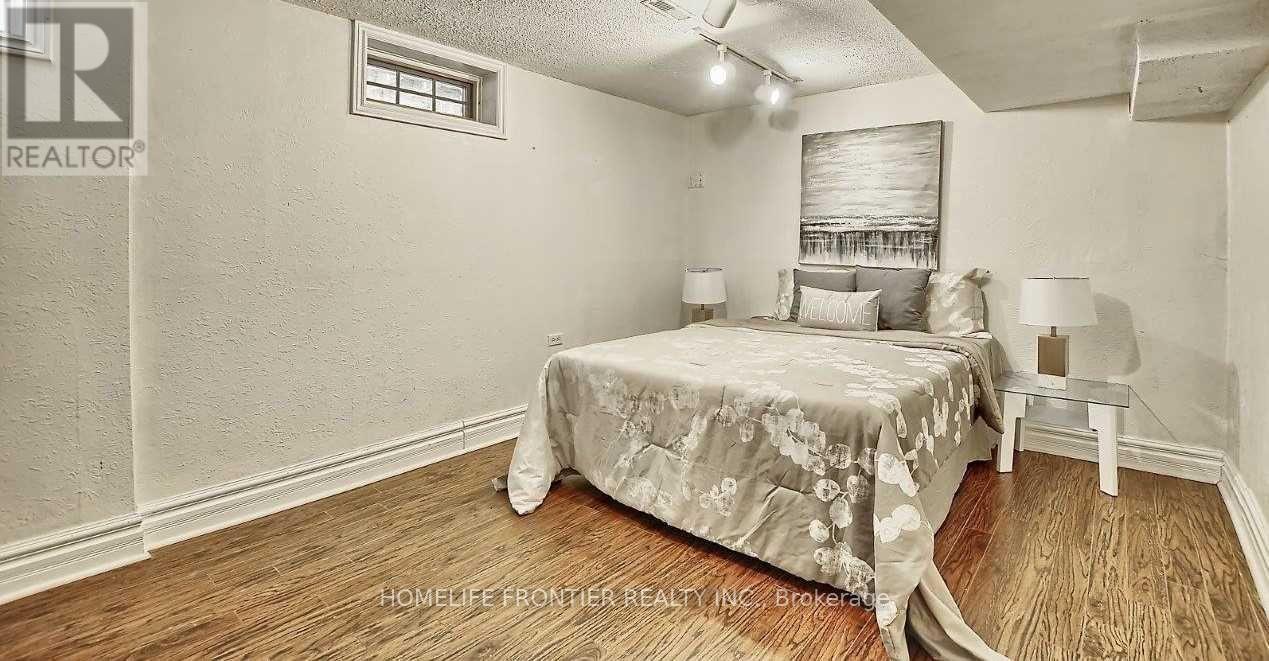 44 Rutledge Avenue, Newmarket, Ontario  L3Y 5T4 - Photo 20 - N12251447