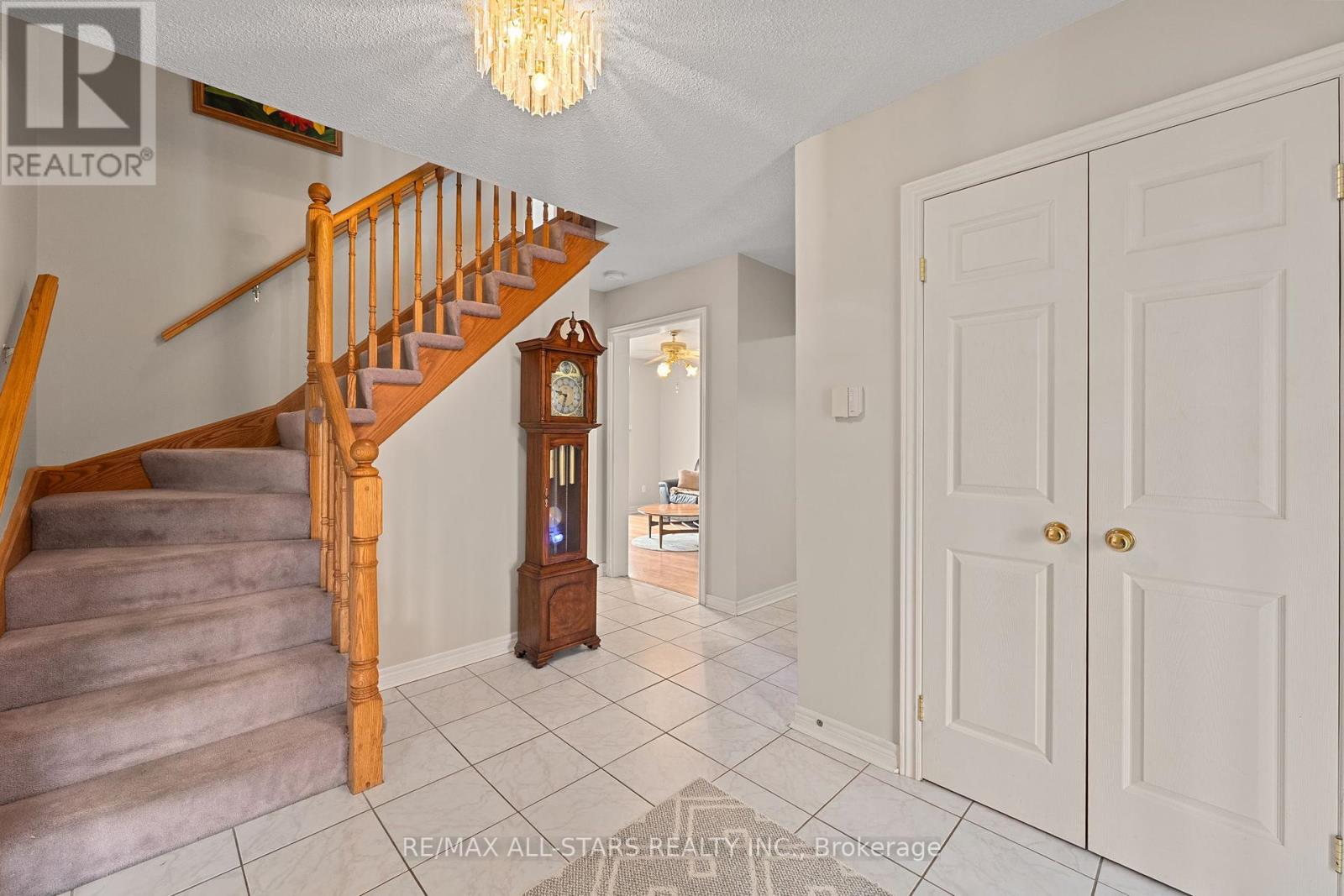 Property at 16 IVEAGH DRIVE image 3