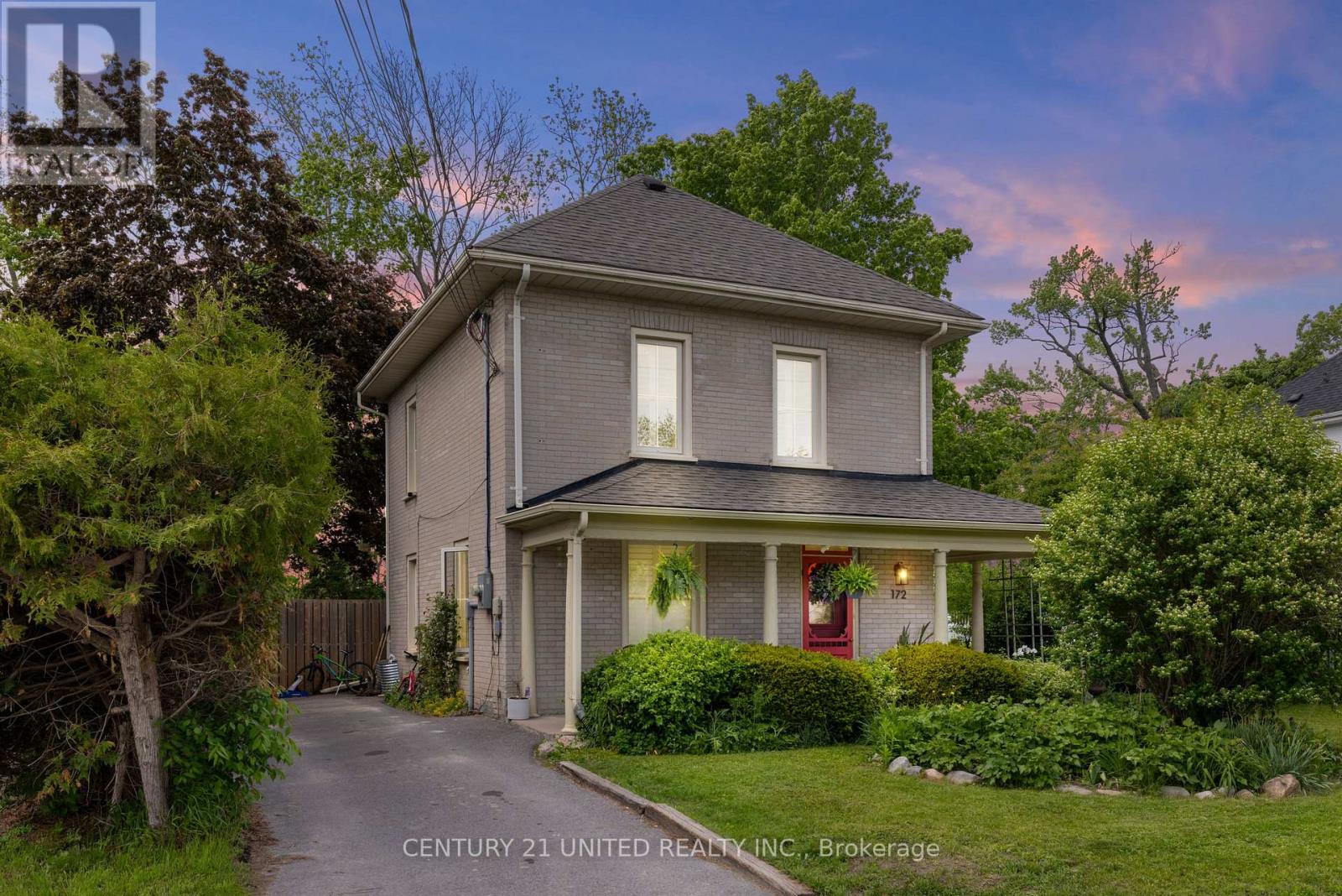 Property at 172 QUEEN STREET image 2