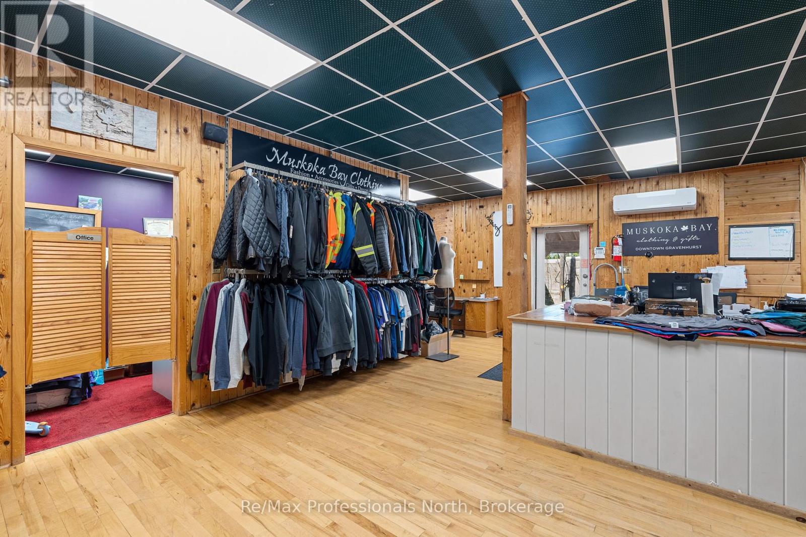 165 Muskoka Road S, Gravenhurst, Ontario  P1P 1X3 - Photo 21 - X12251499