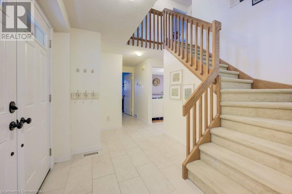 Property at 33 MANITOULIN Crescent image 4