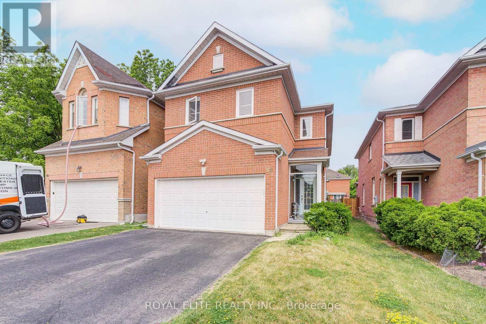 Property at 88 SNOWDON CIRCLE image 2