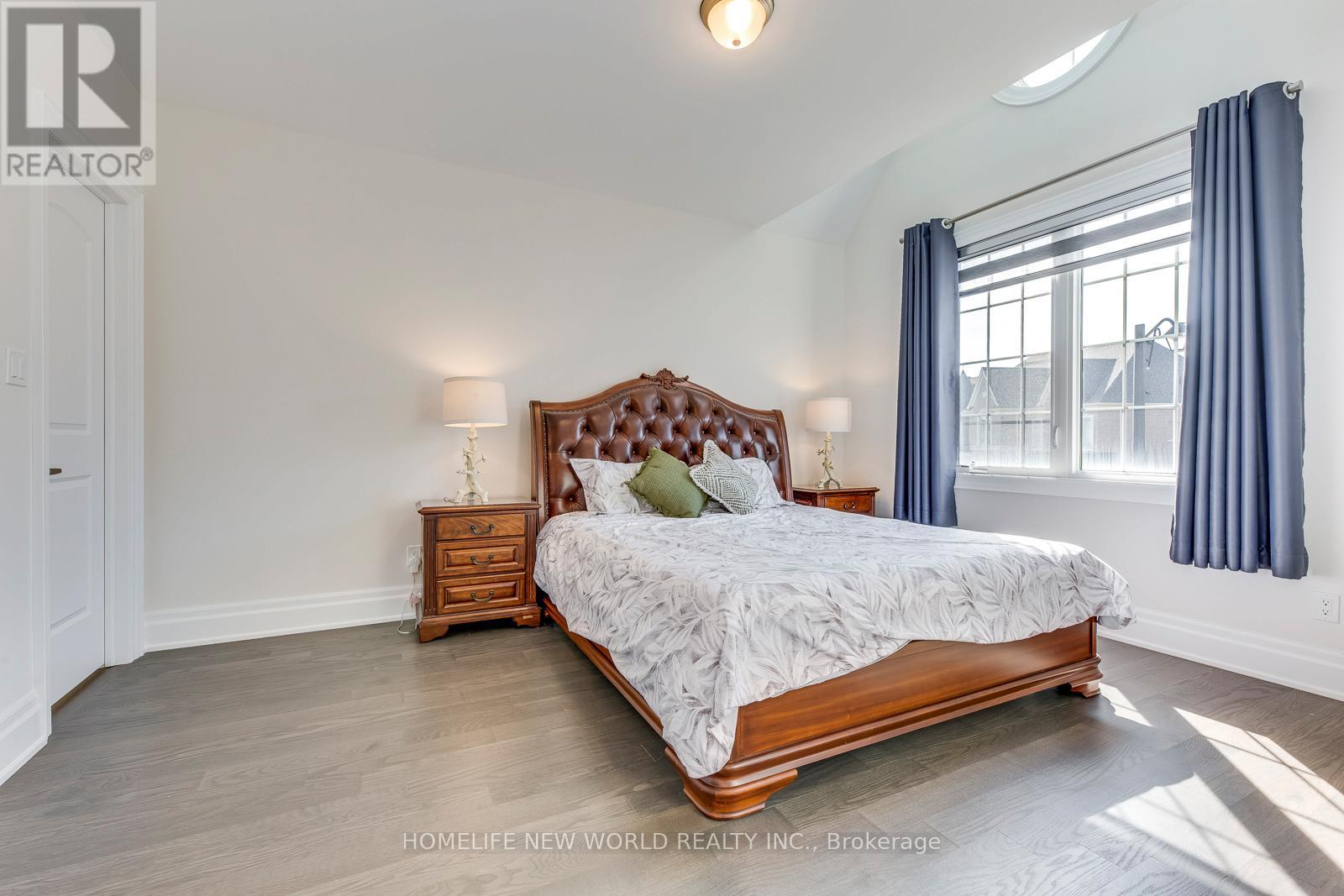 349 Torrey Pines Road, Vaughan, Ontario  L4H 3X3 - Photo 19 - N12251471