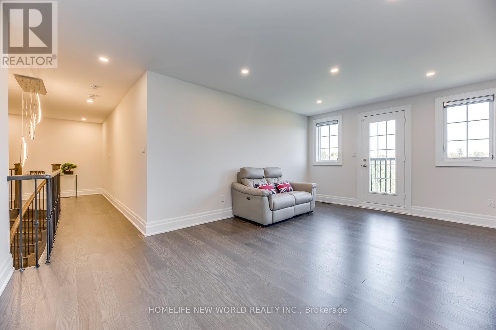 349 Torrey Pines Road, Vaughan, Ontario  L4H 3X3 - Photo 28 - N12251471