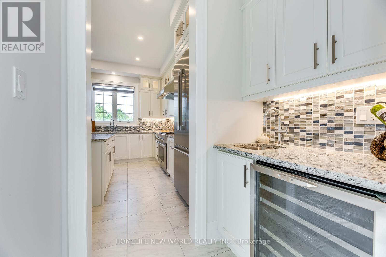 349 Torrey Pines Road, Vaughan, Ontario  L4H 3X3 - Photo 6 - N12251471