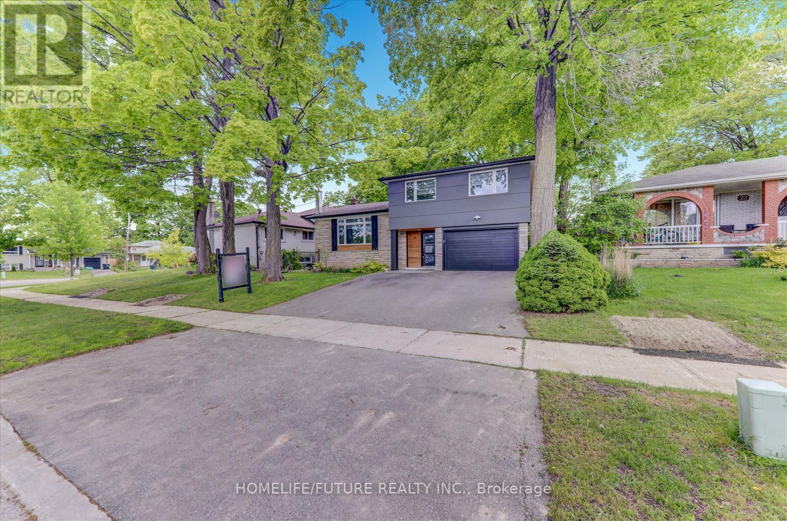 Property at 20 BRANTLEY CRESCENT image 3