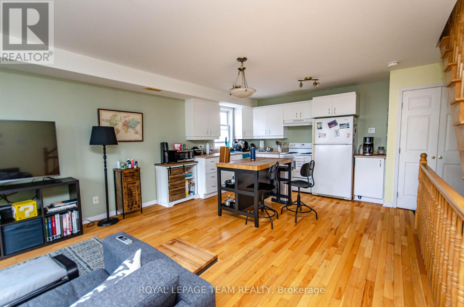 258-260 St. Andrew Street, Ottawa, Ontario  K1N 5G7 - Photo 3 - X12242756