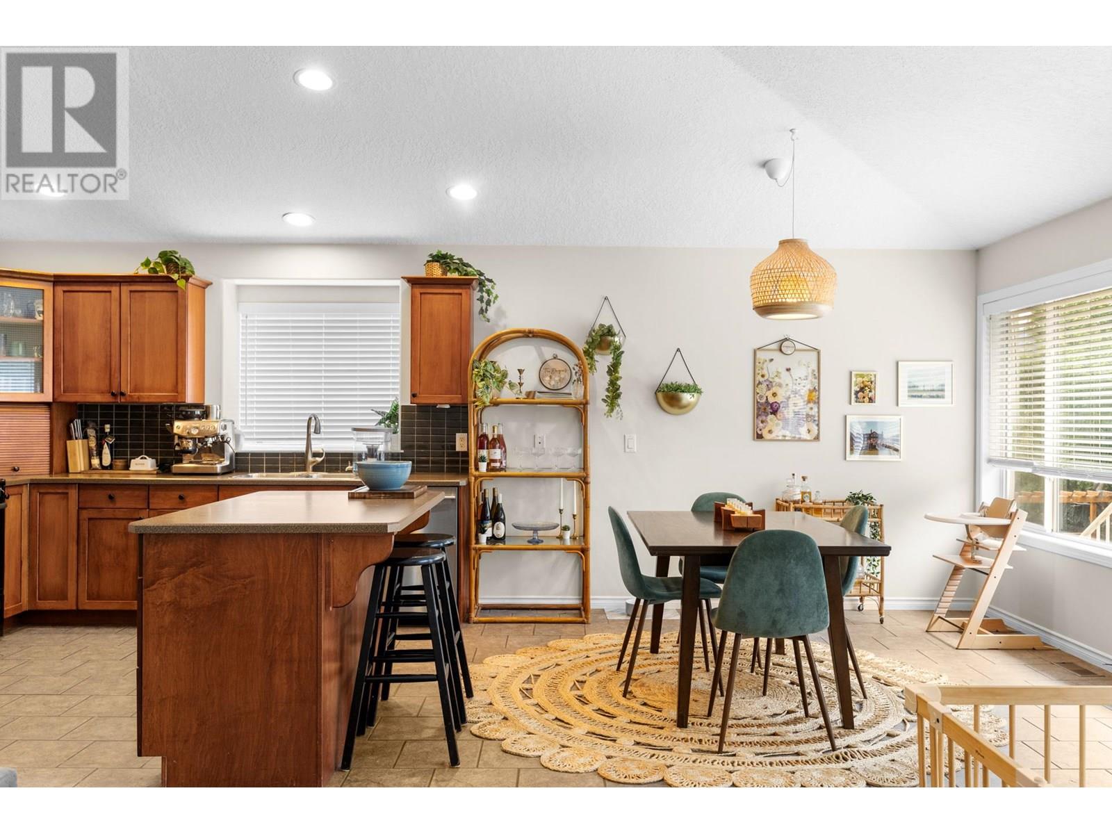 Property at 2505 Quail Place image 3