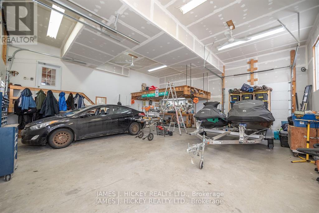 44a Main Street, Laurentian Hills, Ontario  K0J 1J0 - Photo 31 - X12251556