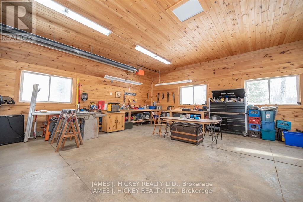 44a Main Street, Laurentian Hills, Ontario  K0J 1J0 - Photo 35 - X12251556