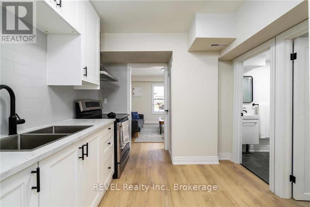 Property at 129 DURHAM STREET image 4