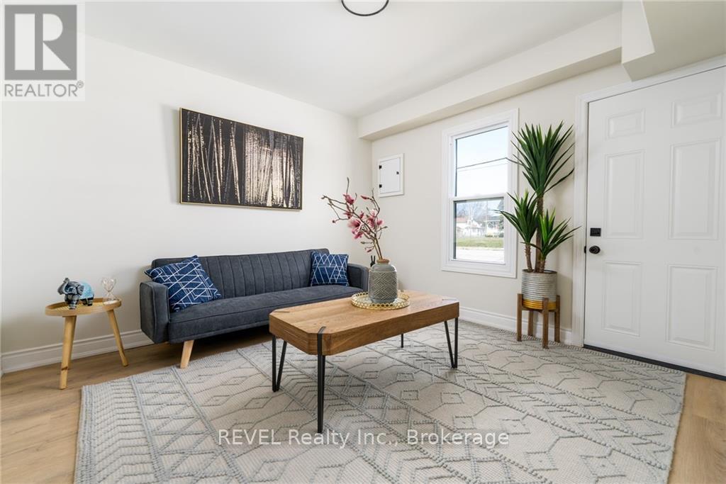 Property at 129 DURHAM STREET image 5
