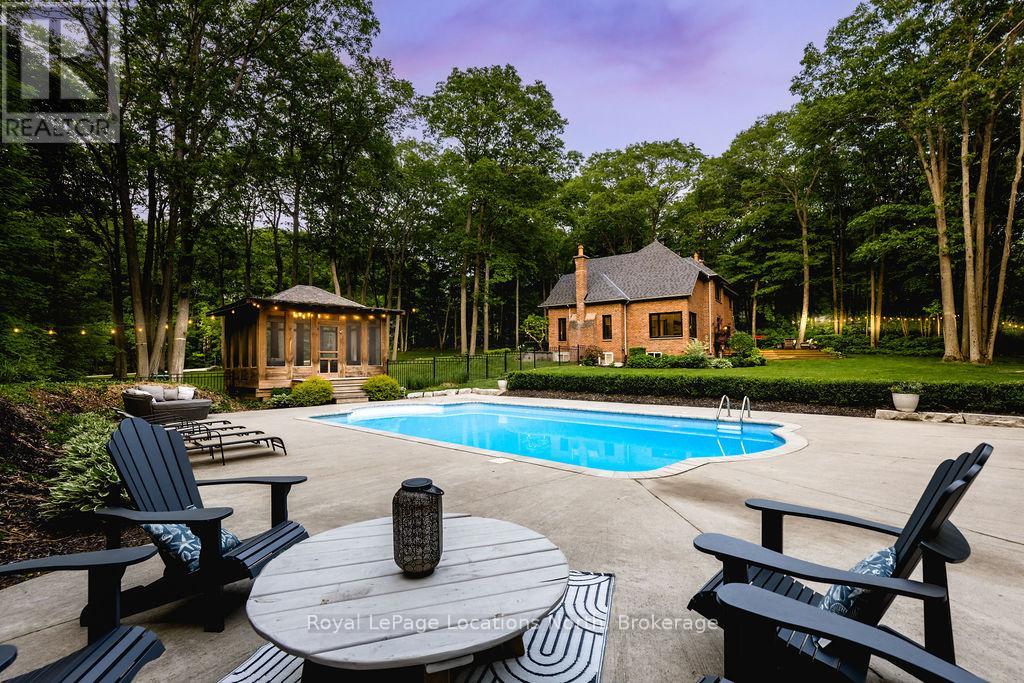 Property at 18 MILLS CIRCLE image 1