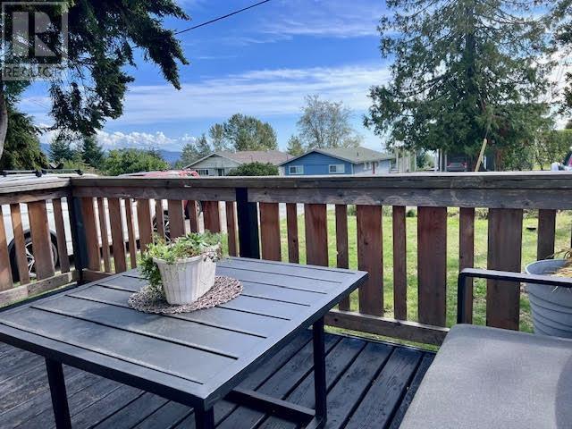 Property at 716/718 HILLCREST ROAD image 2