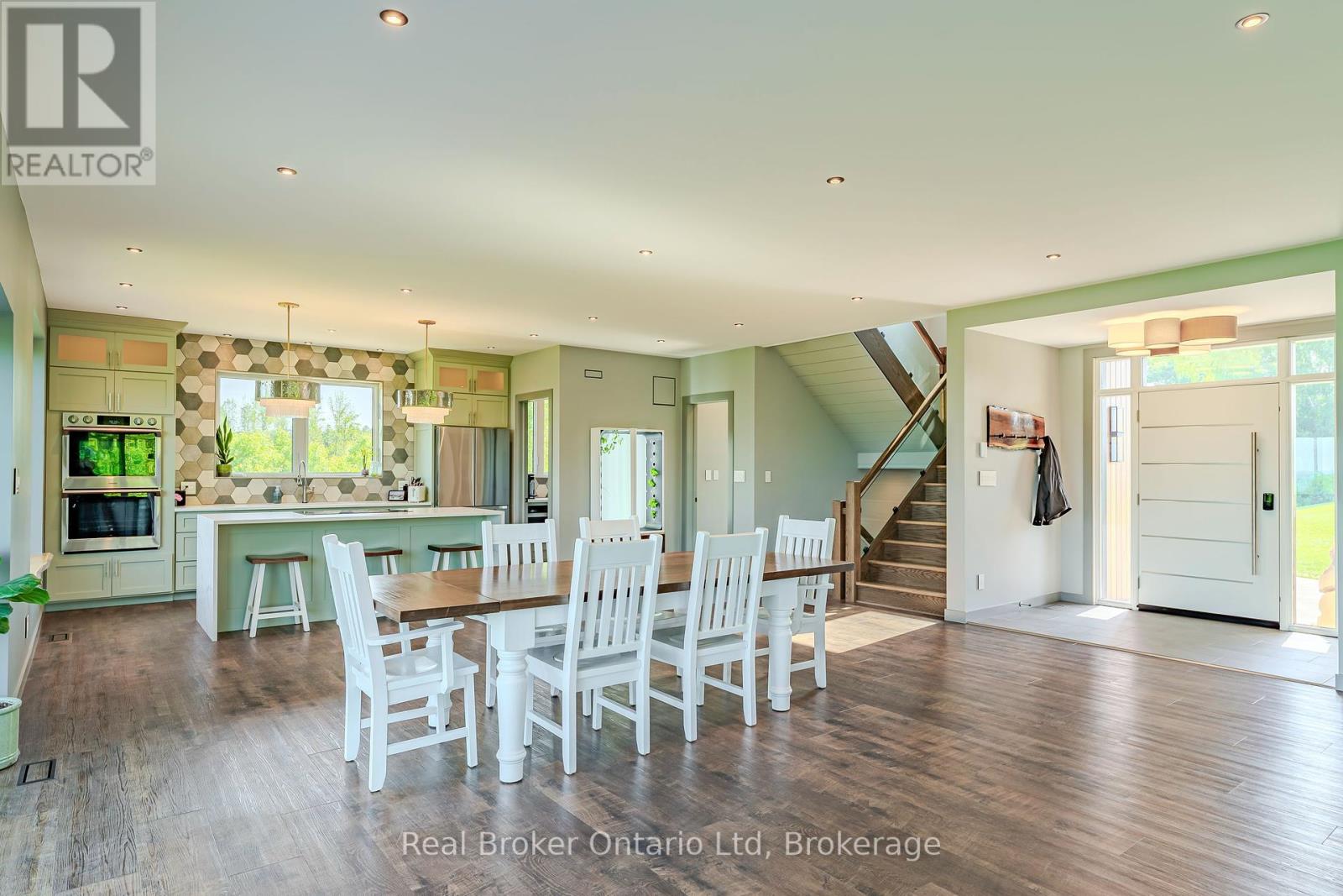 359801 Bayshore Road, Meaford, Ontario  N0H 1B0 - Photo 10 - X12251639