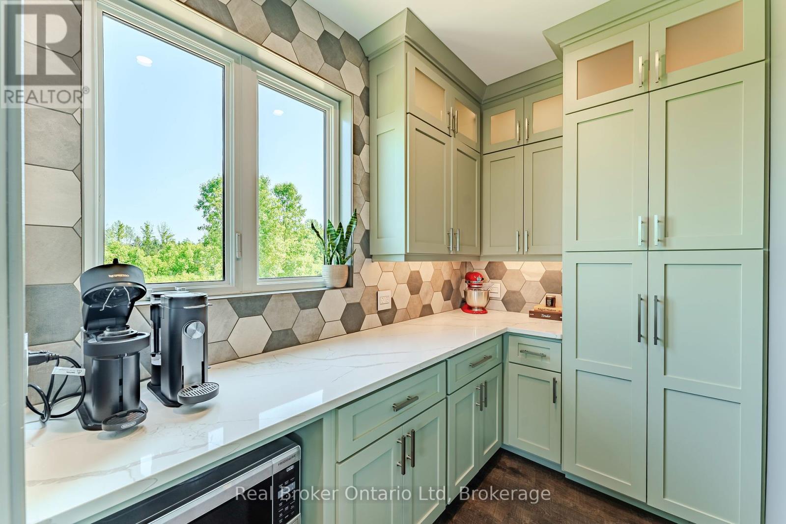 359801 Bayshore Road, Meaford, Ontario  N0H 1B0 - Photo 16 - X12251639