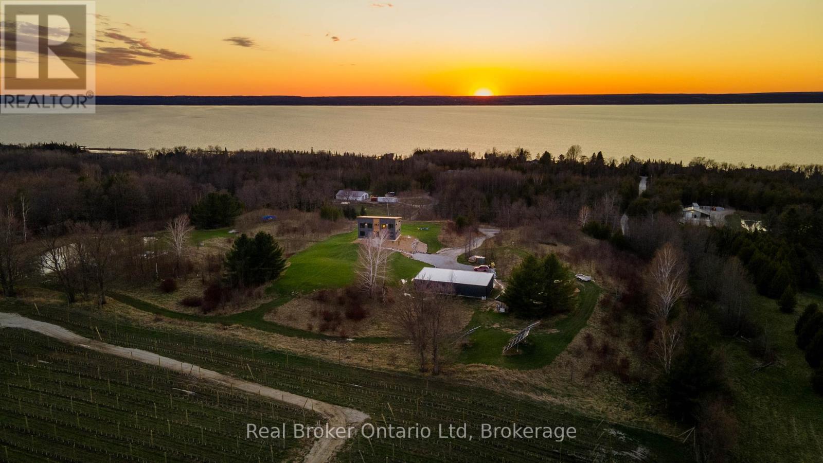 359801 Bayshore Road, Meaford, Ontario  N0H 1B0 - Photo 2 - X12251639