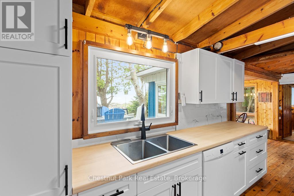 21 Indian Harbour Road, Northern Bruce Peninsula, Ontario  N0H 2R0 - Photo 16 - X12251661