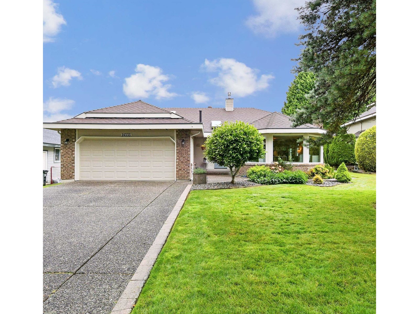 Property at 16333 79 AVENUE image 2