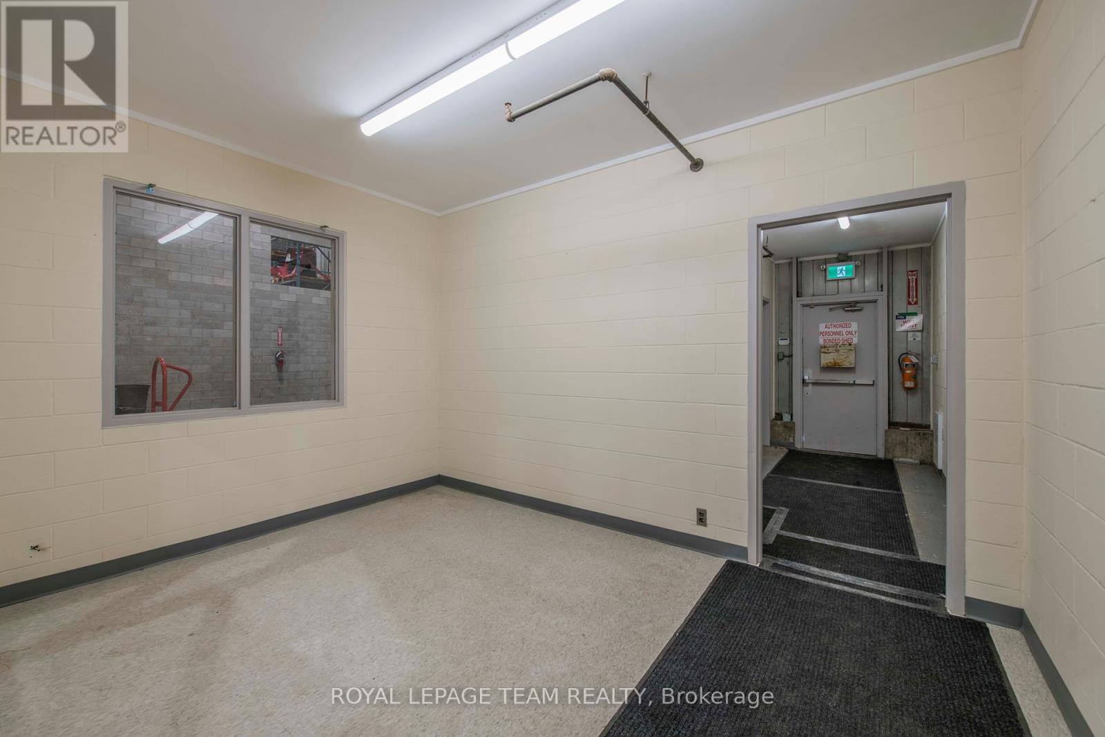 5499 Canotek Road, Ottawa, Ontario  K1J 9J5 - Photo 14 - X12251619