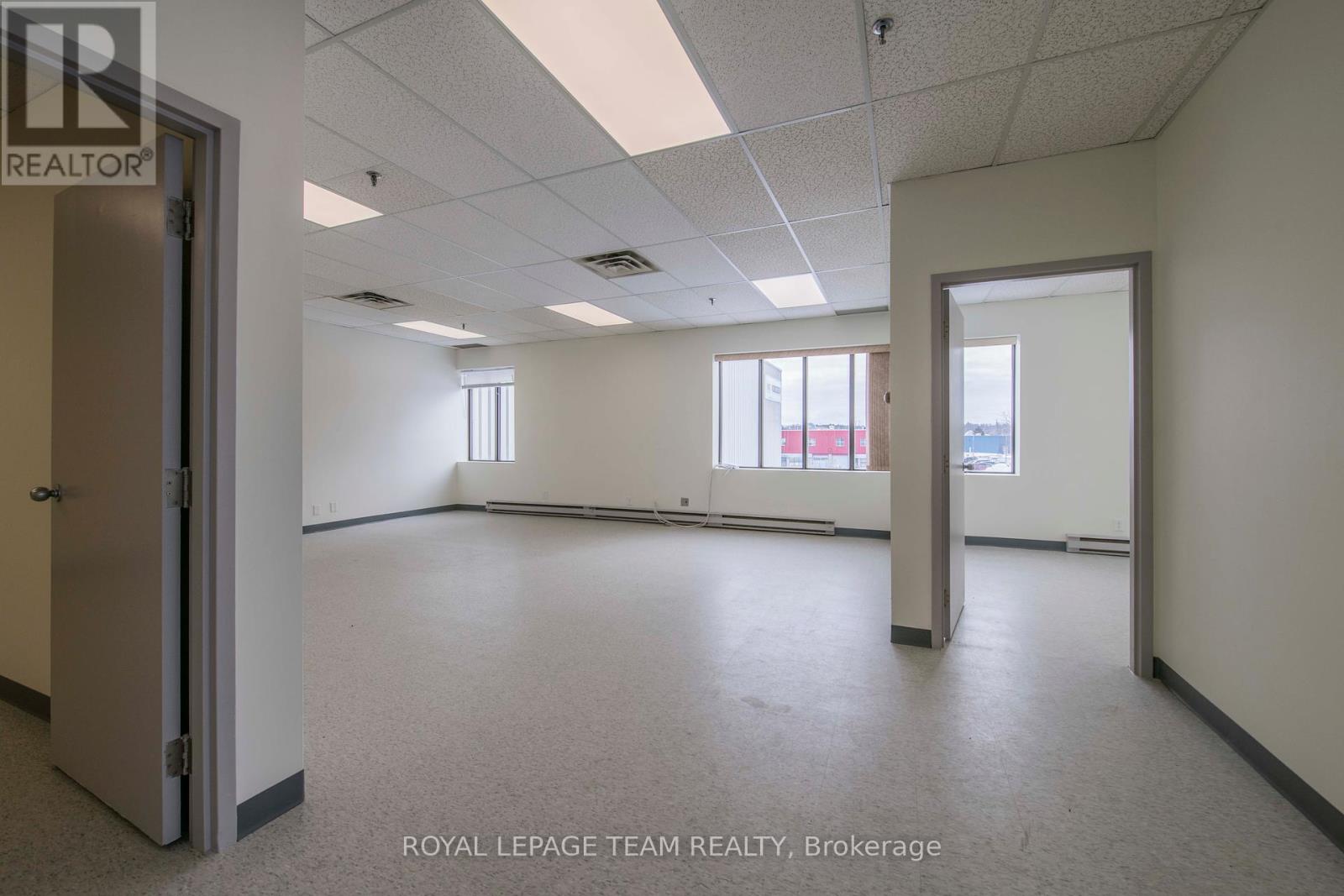 5499 Canotek Road, Ottawa, Ontario  K1J 9J5 - Photo 24 - X12251619