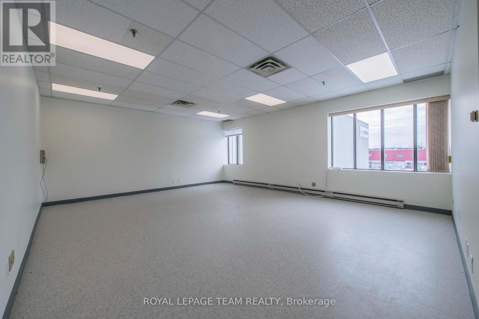 5499 Canotek Road, Ottawa, Ontario  K1J 9J5 - Photo 27 - X12251619