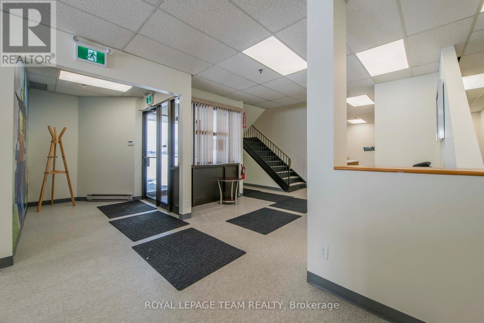 5499 Canotek Road, Ottawa, Ontario  K1J 9J5 - Photo 5 - X12251619