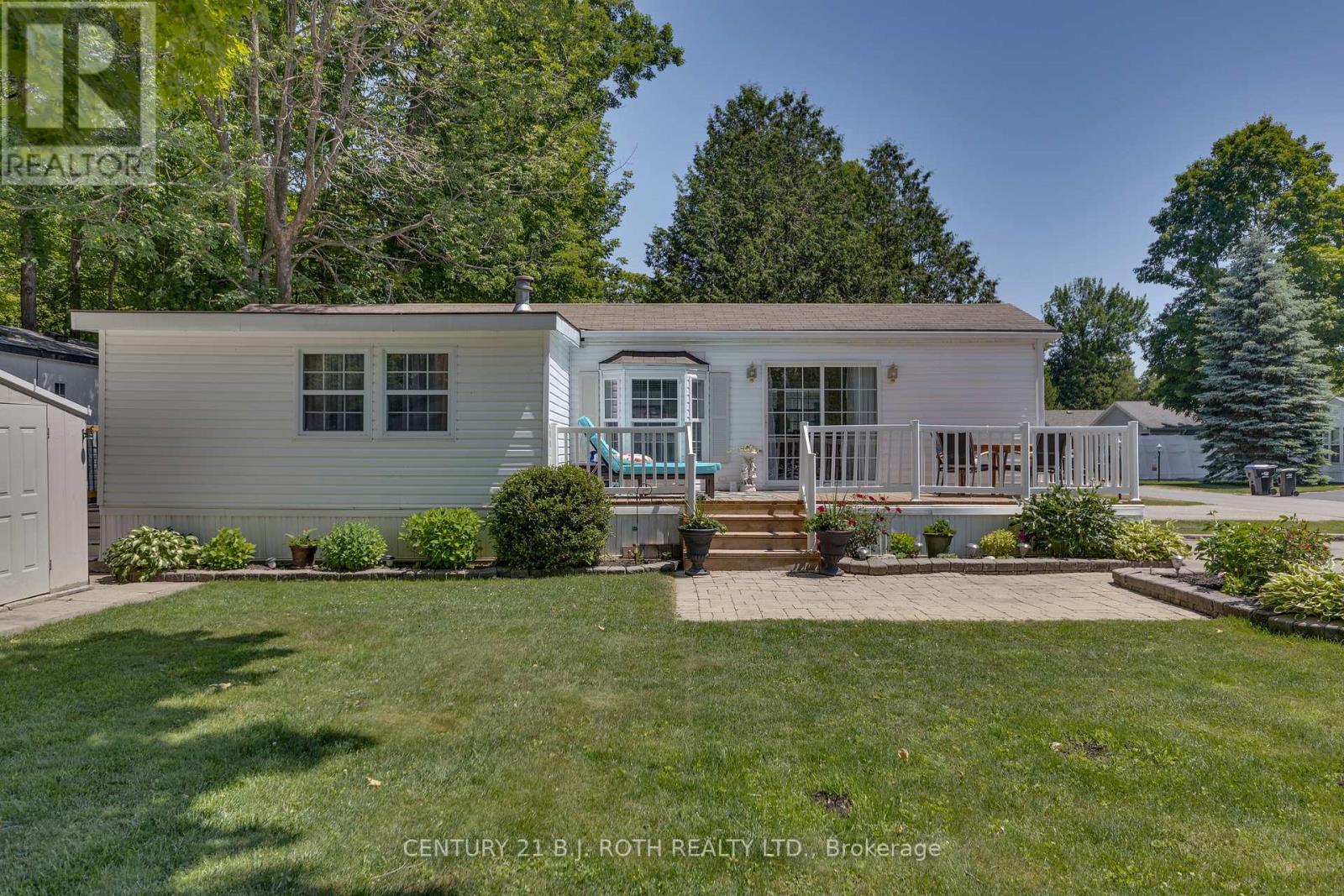 Property at 1 MALTA AVENUE image 2