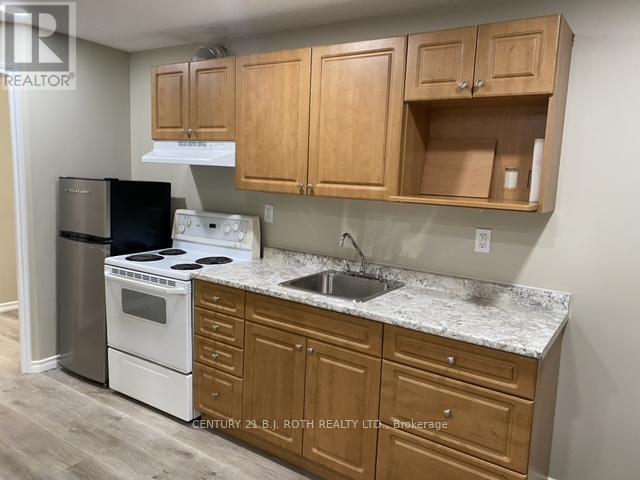 194 Dunlop Street E, Barrie (Lakeshore), Ontario  L4M 1B4 - Photo 17 - S12251647