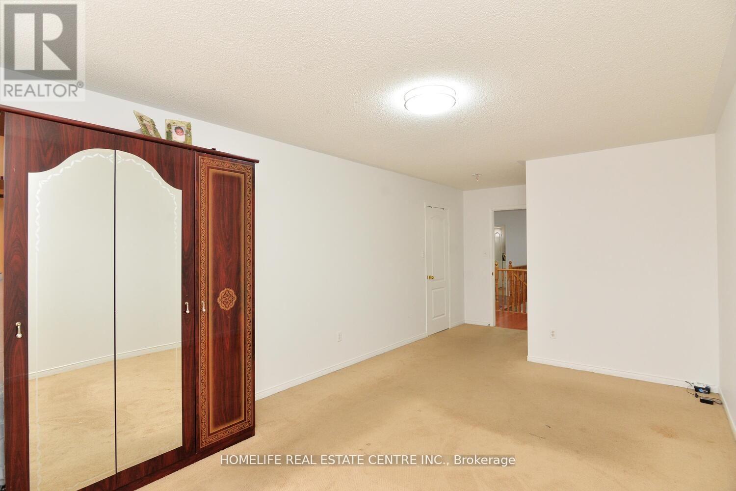 19 Briardale Road, Brampton (Fletcher's Meadow), Ontario  L7A 1S4 - Photo 41 - W12251654