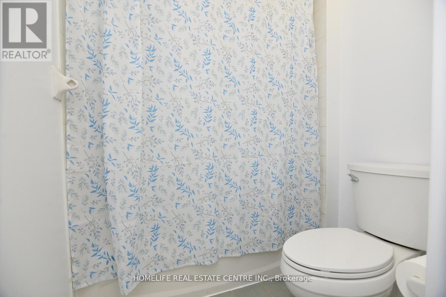19 Briardale Road, Brampton (Fletcher's Meadow), Ontario  L7A 1S4 - Photo 44 - W12251654