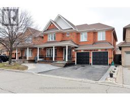 19 BRIARDALE ROAD, Brampton, Ontario
