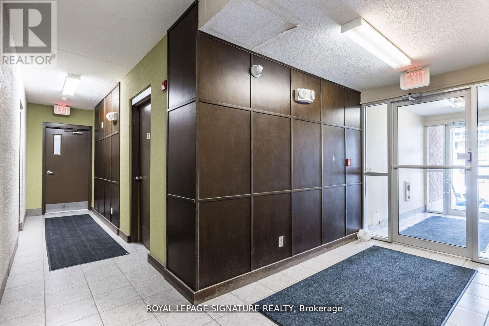 101 - 253 Lester Street, Waterloo, Ontario  N2L 3W6 - Photo 9 - X12251603