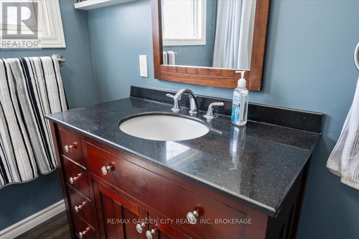507 Harriet Street, Welland, Ontario  L3B 2H9 - Photo 16 - X12251681