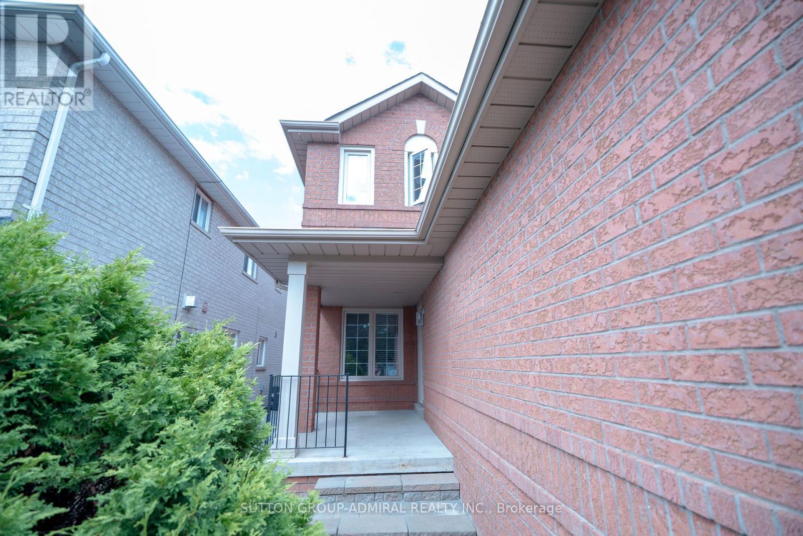 Property at 522 DOUBLETREE LANE image 4