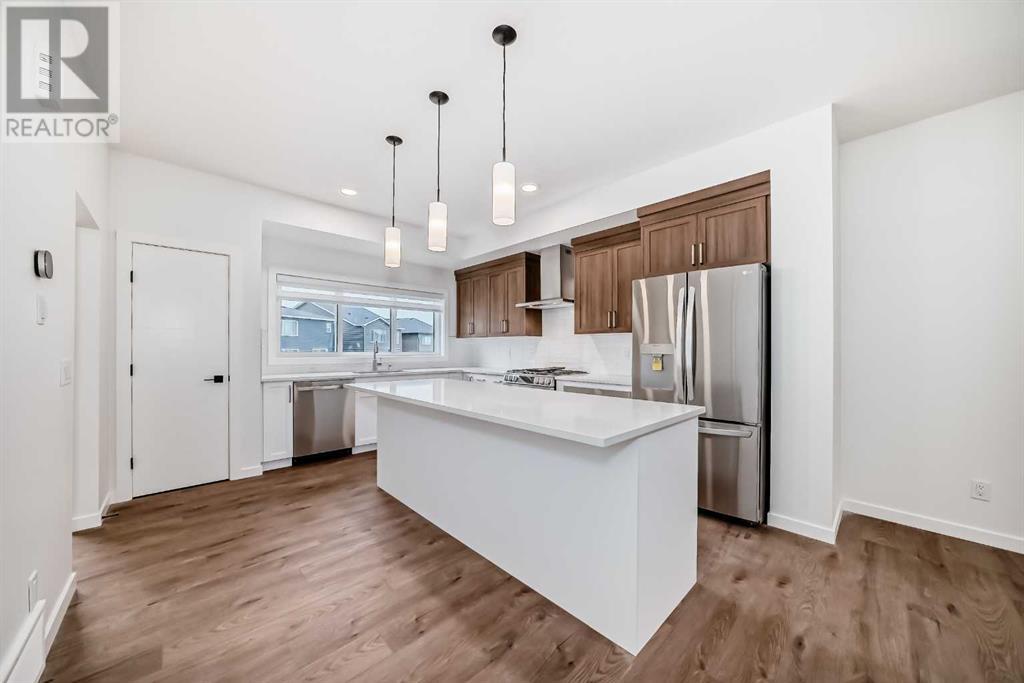Property at 131 LEGACY REACH Court SE image 4