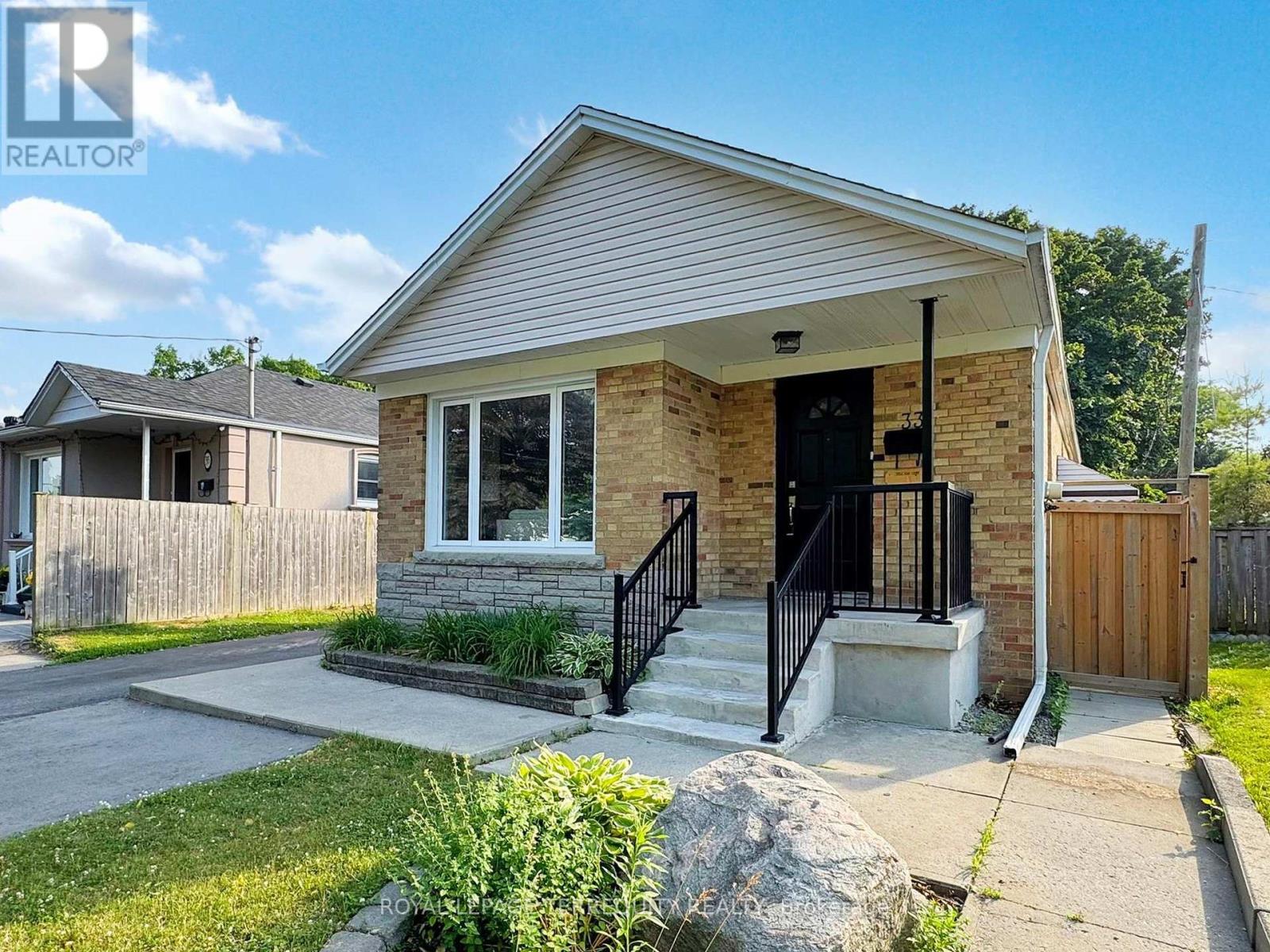 Property at 33 MENDIP CRESCENT image 2