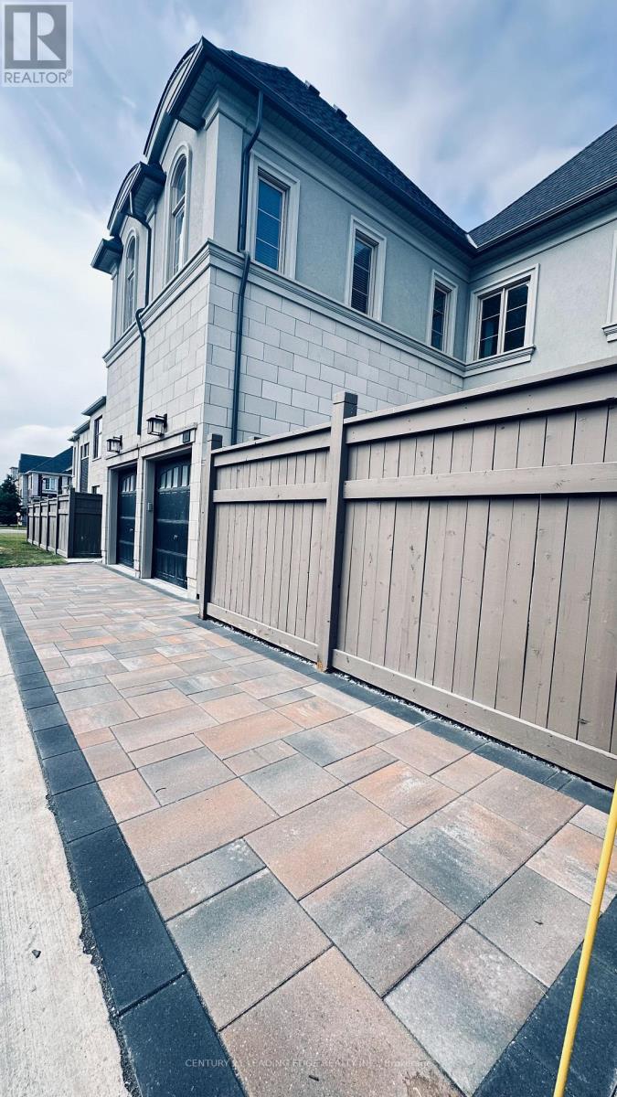 Property at 18 CALLISTO LANE E image 3