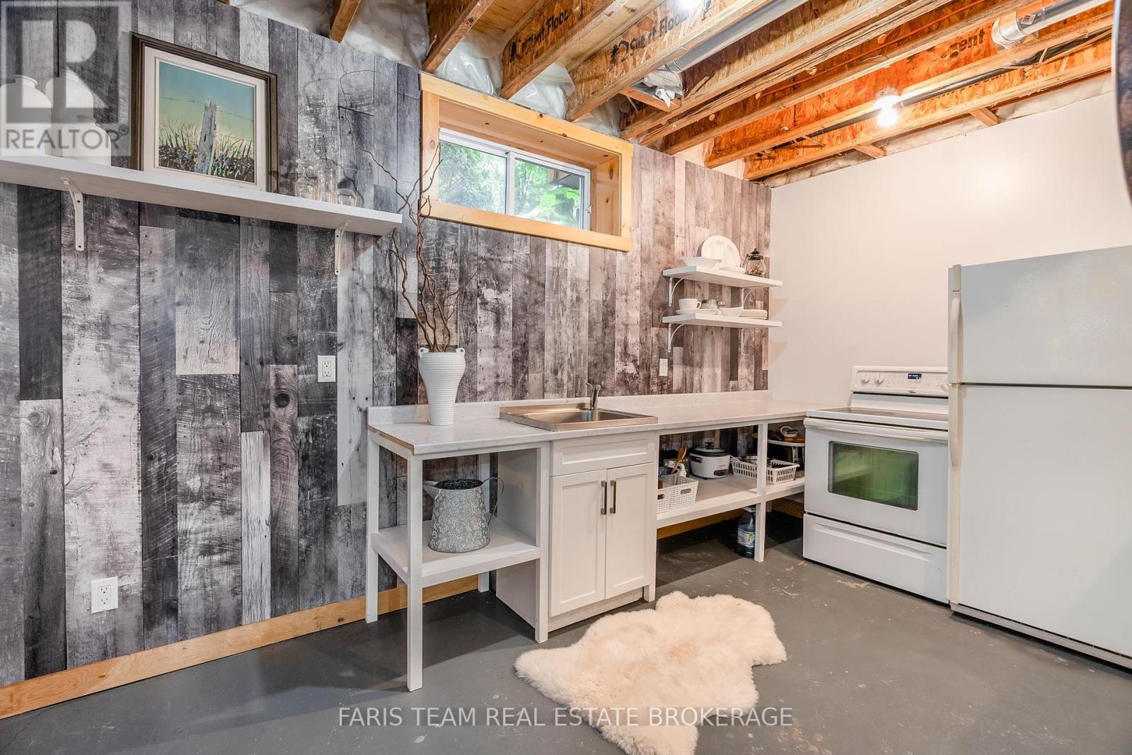 697 Lafontaine Road E, Tiny, Ontario  L9M 0S5 - Photo 25 - S12251707