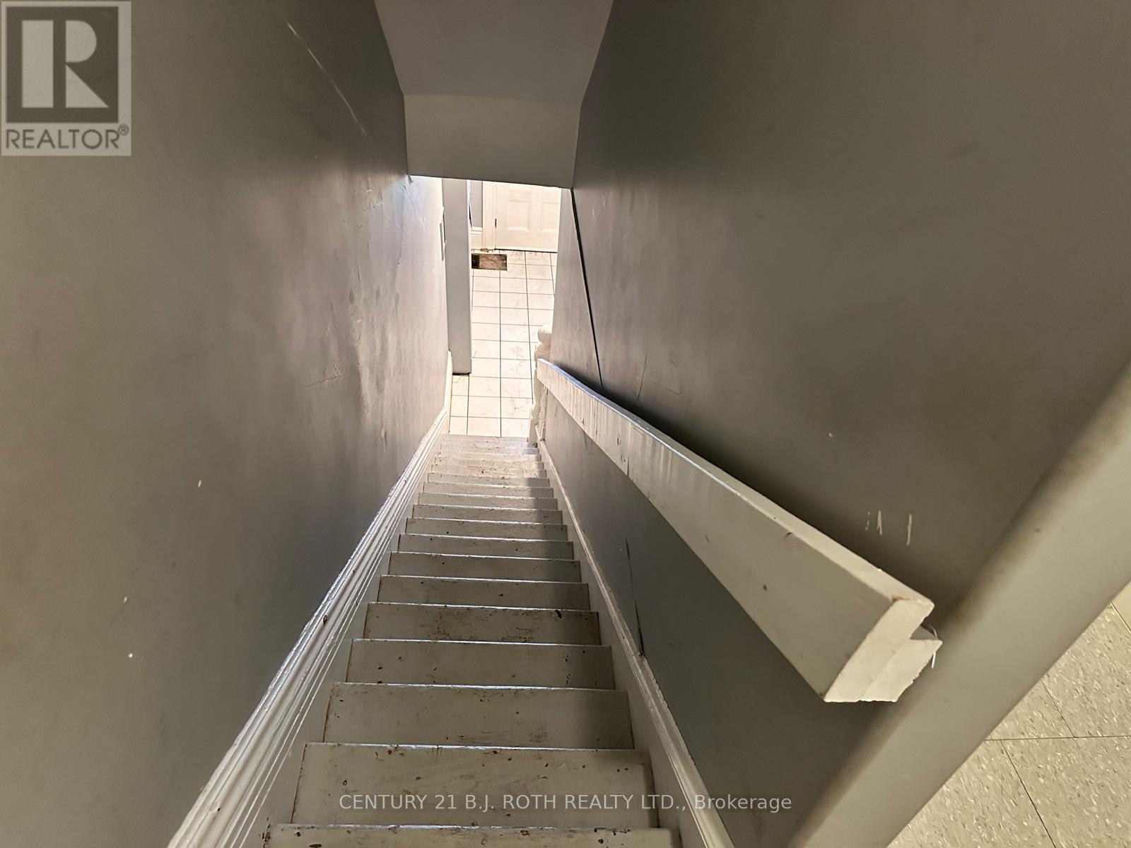 99 Mulcaster Street, Barrie (City Centre), Ontario  L4M 3M7 - Photo 22 - S12251712