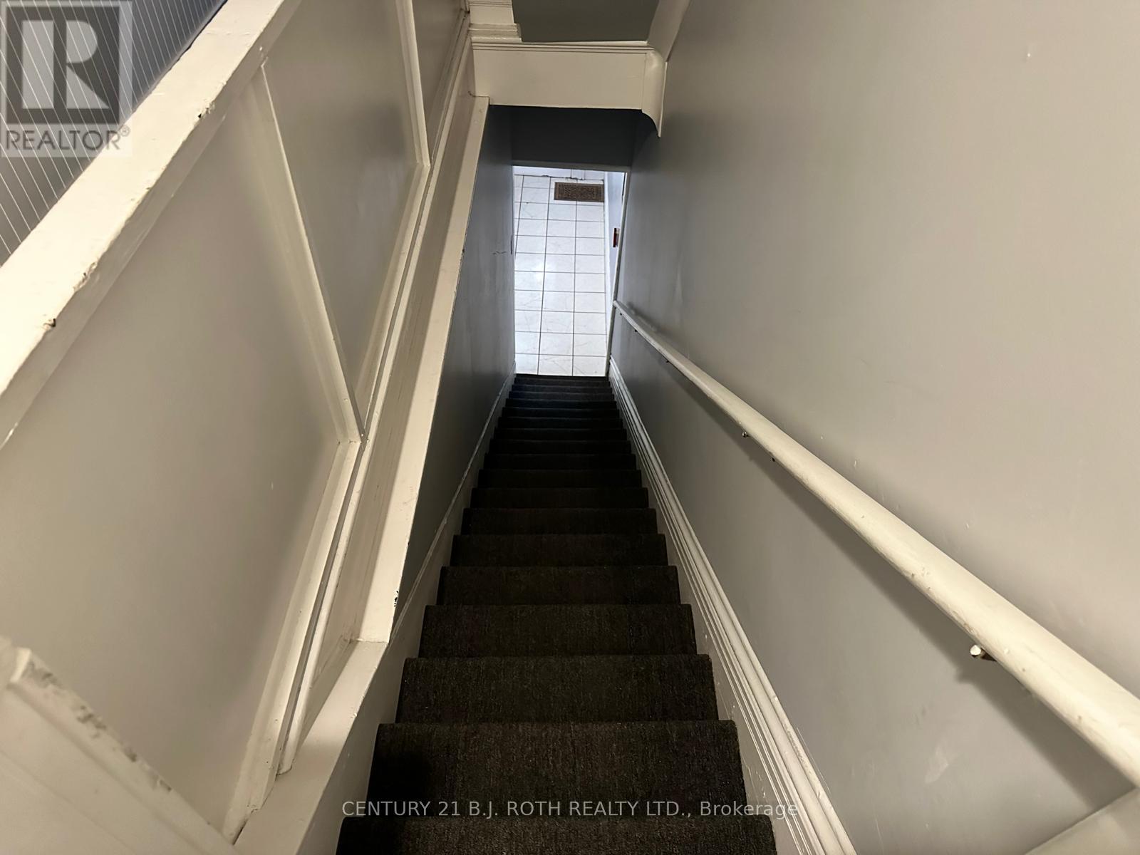 99 Mulcaster Street, Barrie (City Centre), Ontario  L4M 3M7 - Photo 8 - S12251712