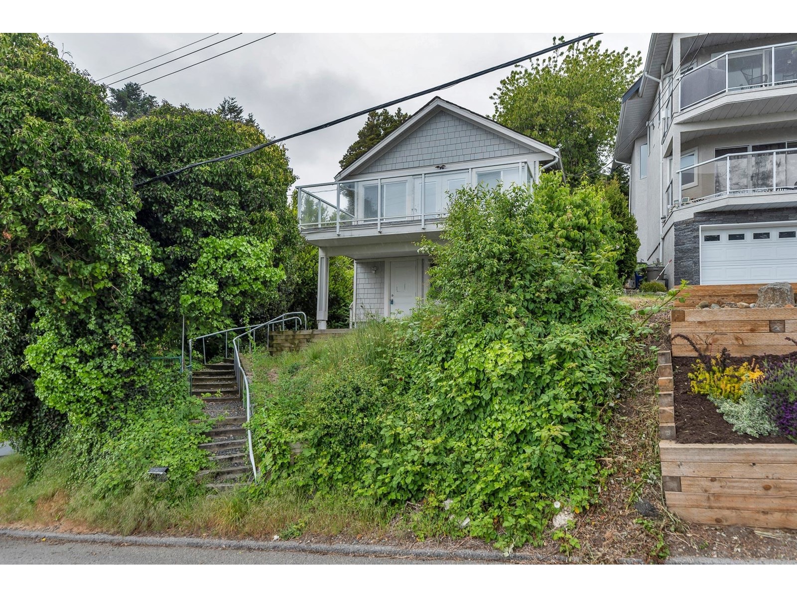 Property at 14763 MCDONALD AVENUE image 3