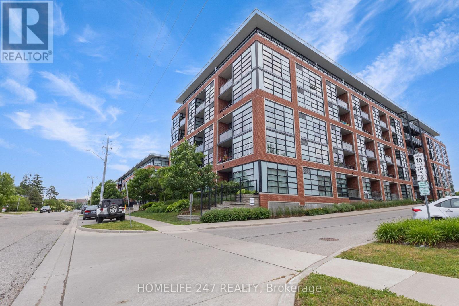 Property at 305 - 15 PRINCE ALBERT BOULEVARD image 3