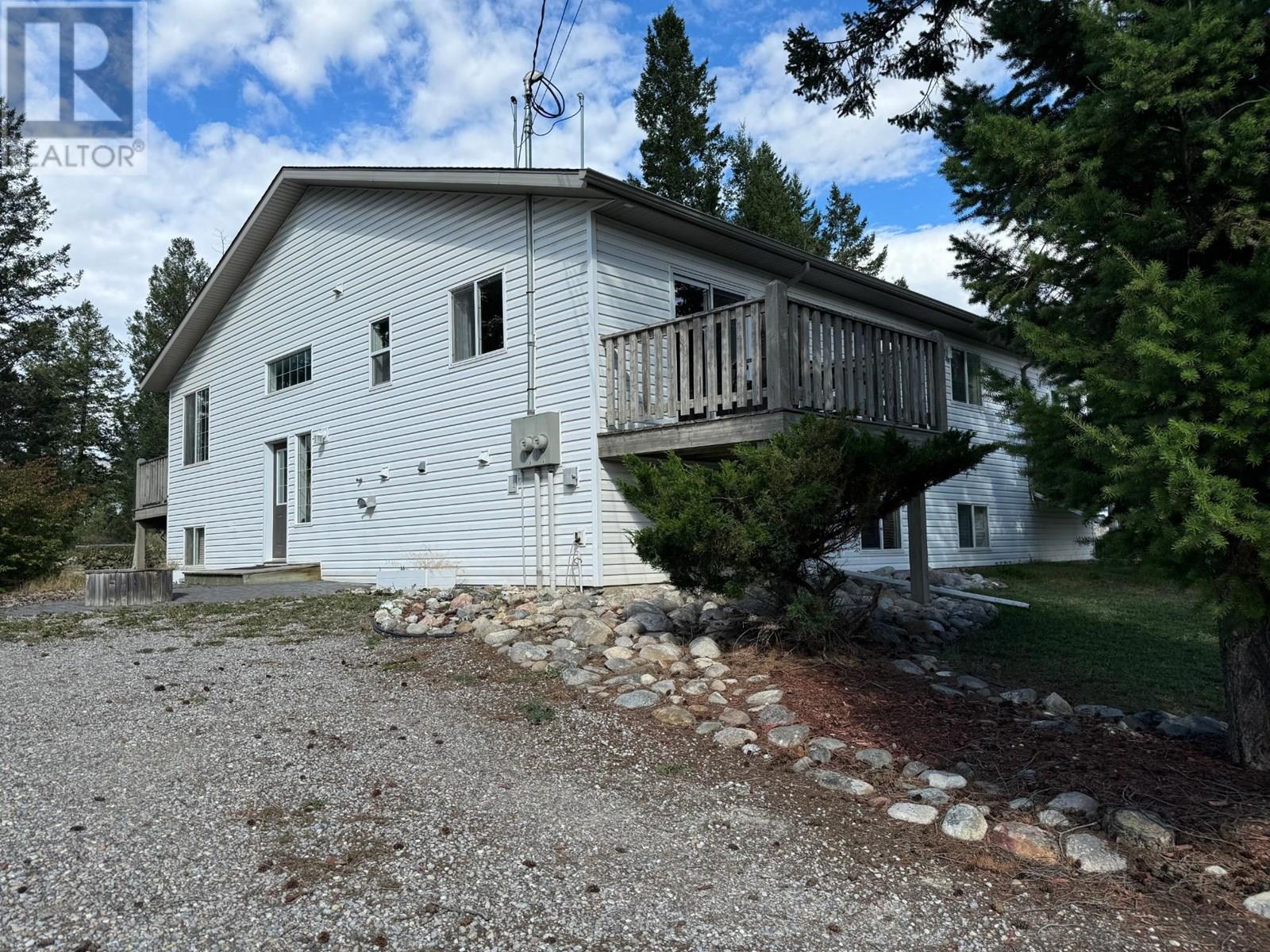 10A Wolf Crescent, invermere, British Columbia